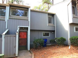 610 Dylan Ct, Raleigh, NC 27606