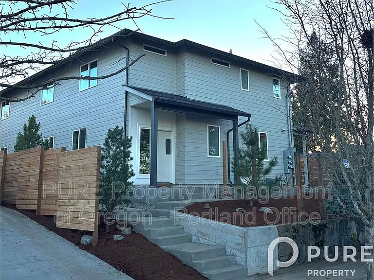 3736 NE Liberty Ter — Photo 18