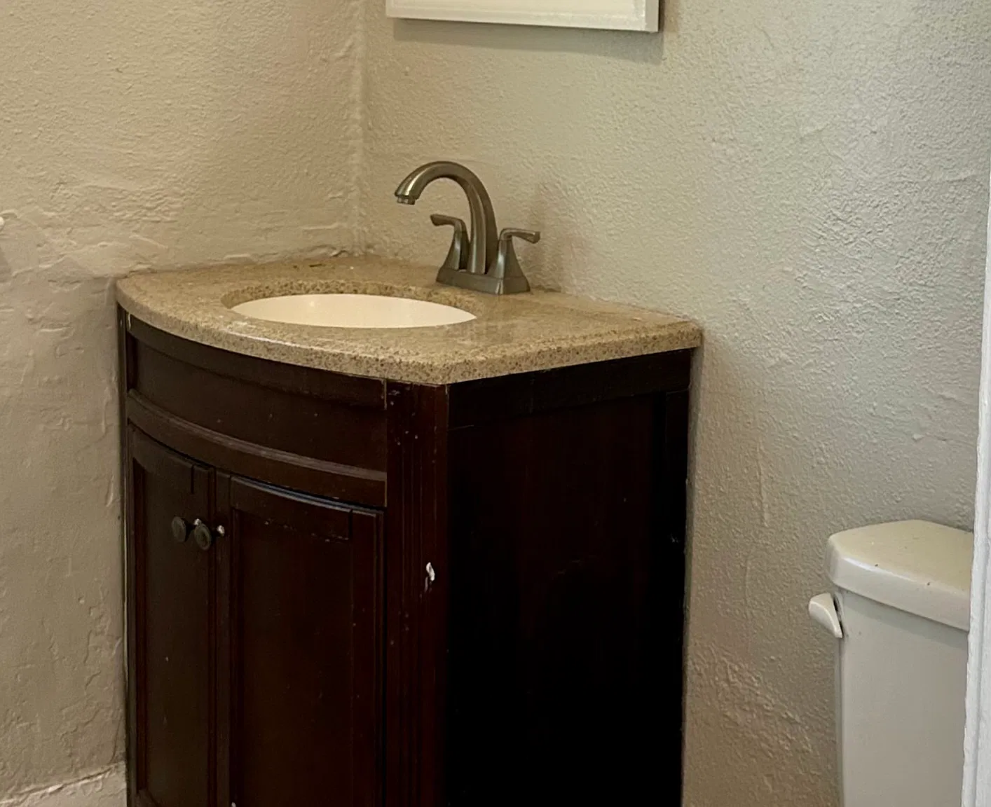 3 bed, 1250 sqft, $1,675 — Photo 2