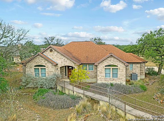 2nd image of 1019 Bridlewood