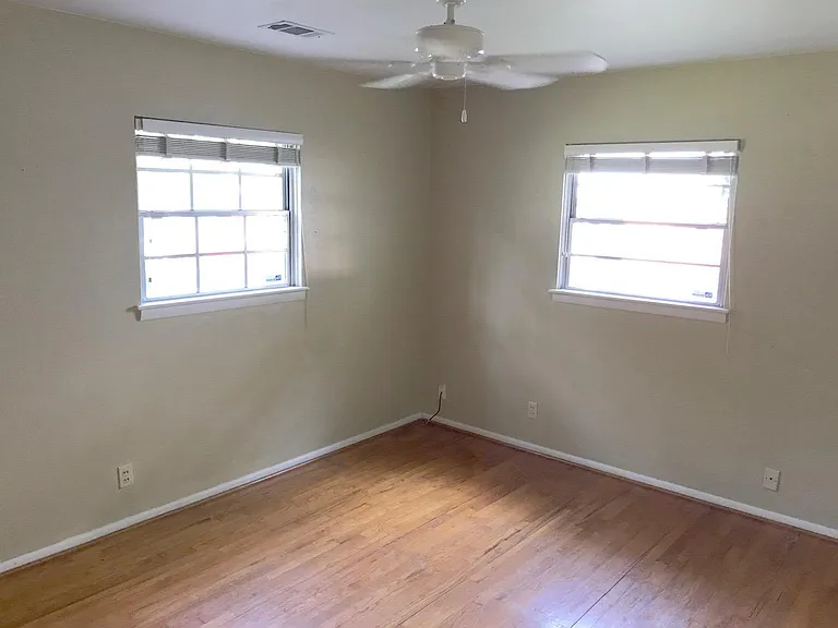 1607 Larkwood Dr — Photo 11