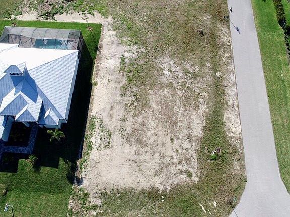 4th image of 4338 SW 19th Ave