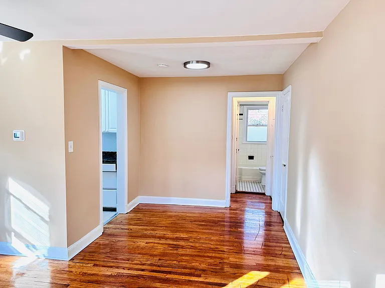 908 Hudson Ave FHY Properties, LLC — Photo 12