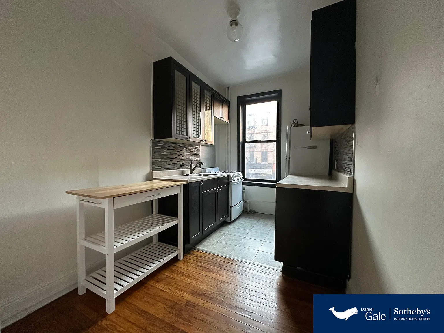 451 4th Street — Photo 4