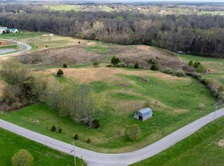 4 Charles Crutcher Dr, Vine Grove, KY