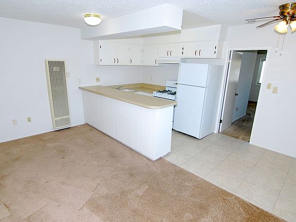3rd image of 1628 E 1st St APT 1