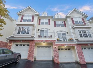 62 Boatworks Dr, Bayonne, NJ 07002