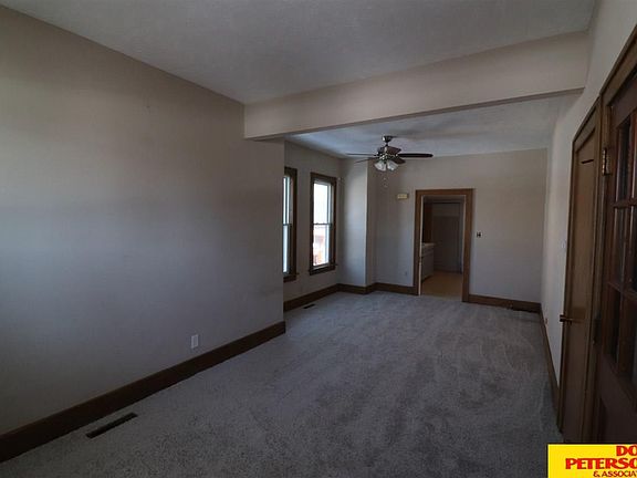 4th image of 1128-1130 N Park Ave