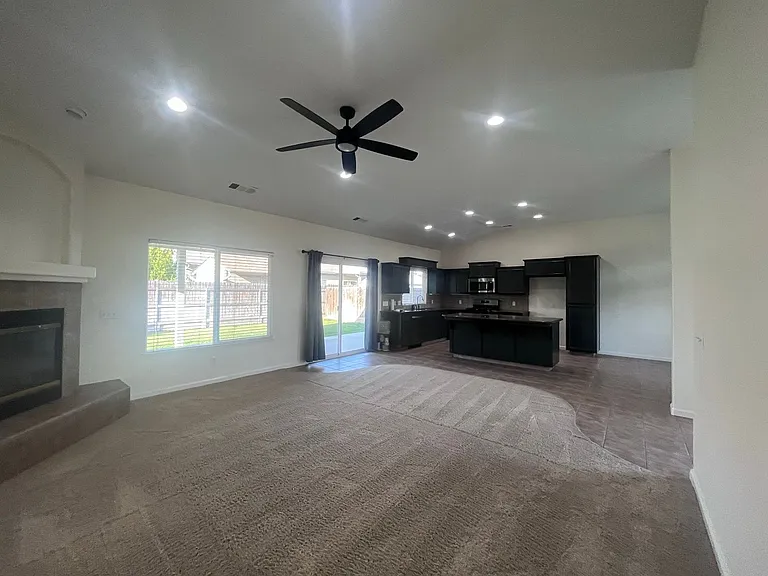 2044 Stagecoach Pl — Photo 8