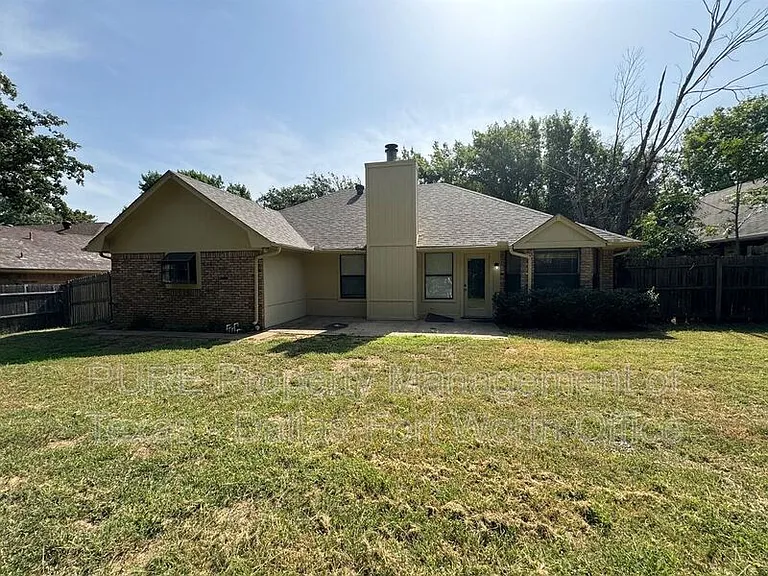 7729 Red Oak St — Photo 12