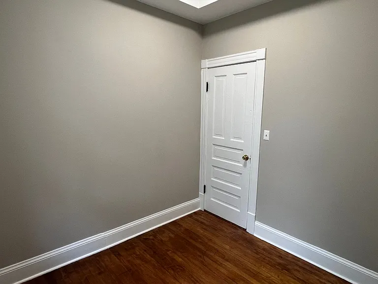 3100 N Western Ave — Photo 12