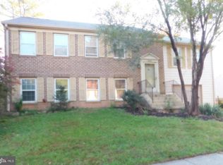2027 Tamani Dr, Herndon, VA 20170