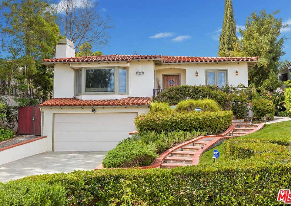 1st image of 4121 Miraleste Dr