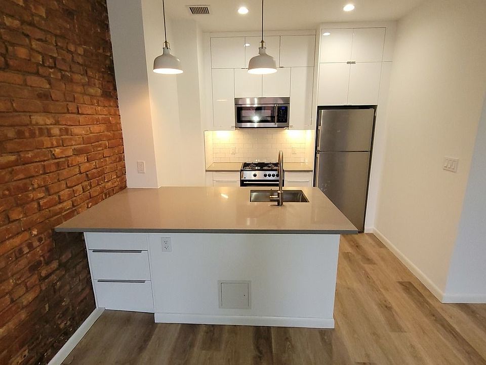 1st image of 233 W 137th St #3D