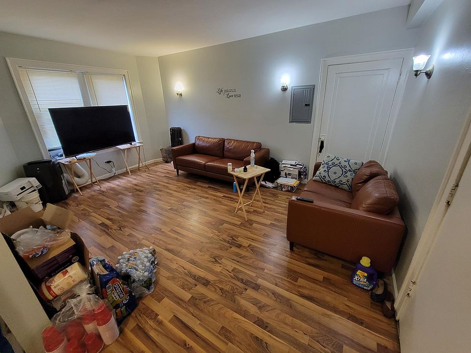 1st image of 1712 W Estes Ave #203-A