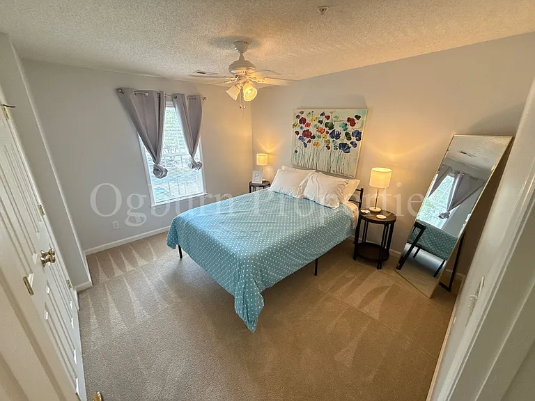 324 Scholastic Ct — Photo 6