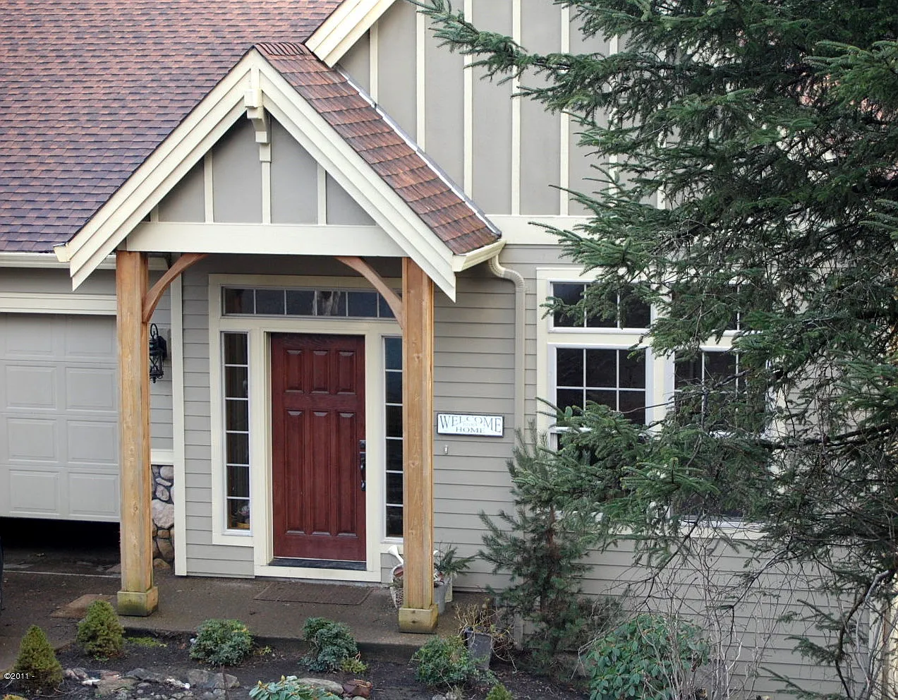 2180 NE 63rd Dr photo 1