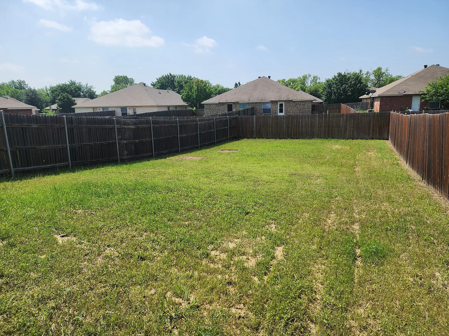 3 bed, 1225 sqft, $1,695 — Photo 3