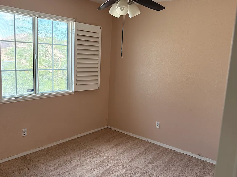 6101 Riflecrest Ave — Photo 5