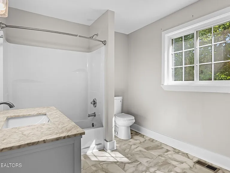 2805 Mint Rd — Photo 16