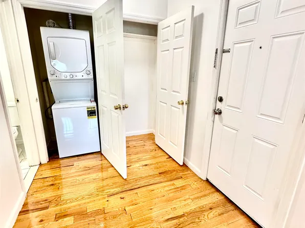 245 Duncan Avenue image 6 of 18