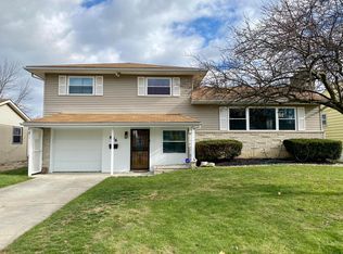 876 Brixham Rd, Columbus, OH 43204