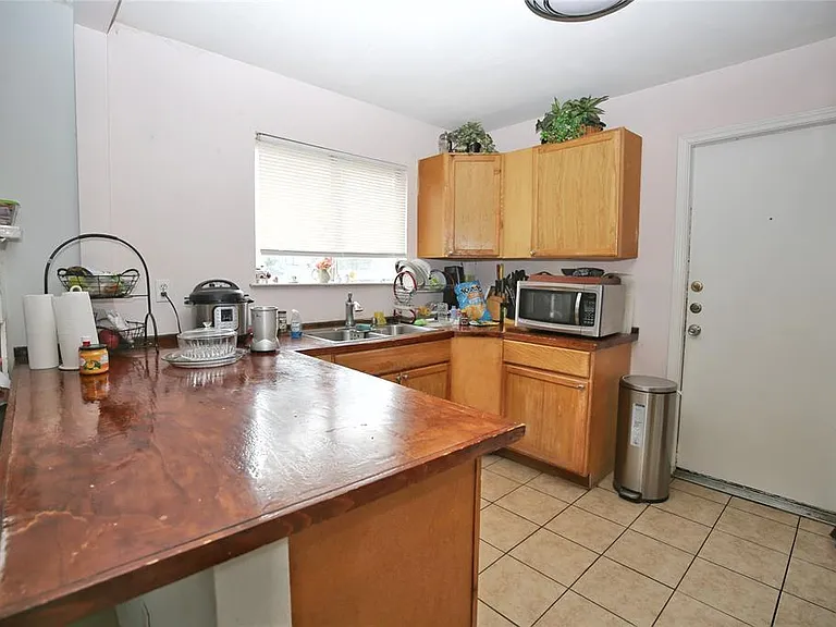 204 Deerfield Park Dr — Photo 6