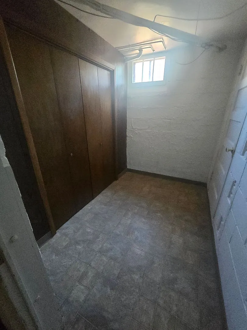 2 Bedroom, 1 bonus room, and 2 bathroom house — Photo 4