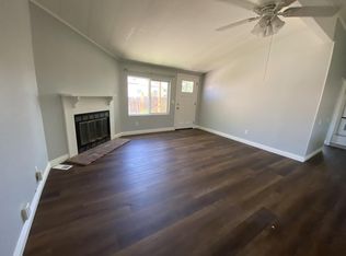 10111 Stageline St, Corona, CA 92883