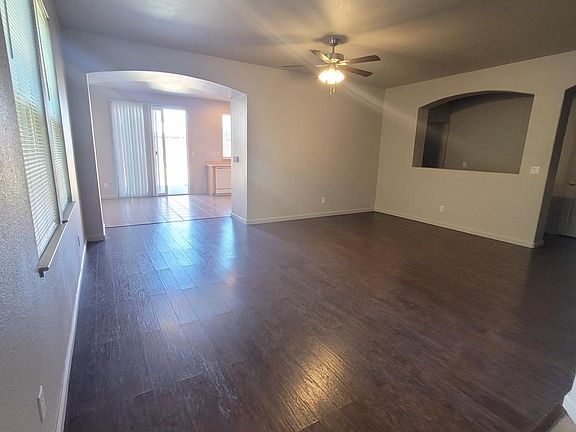 3rd image of 1295 Paddington Way