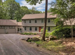 28 Spruce Rd, Wolfeboro, NH 03894