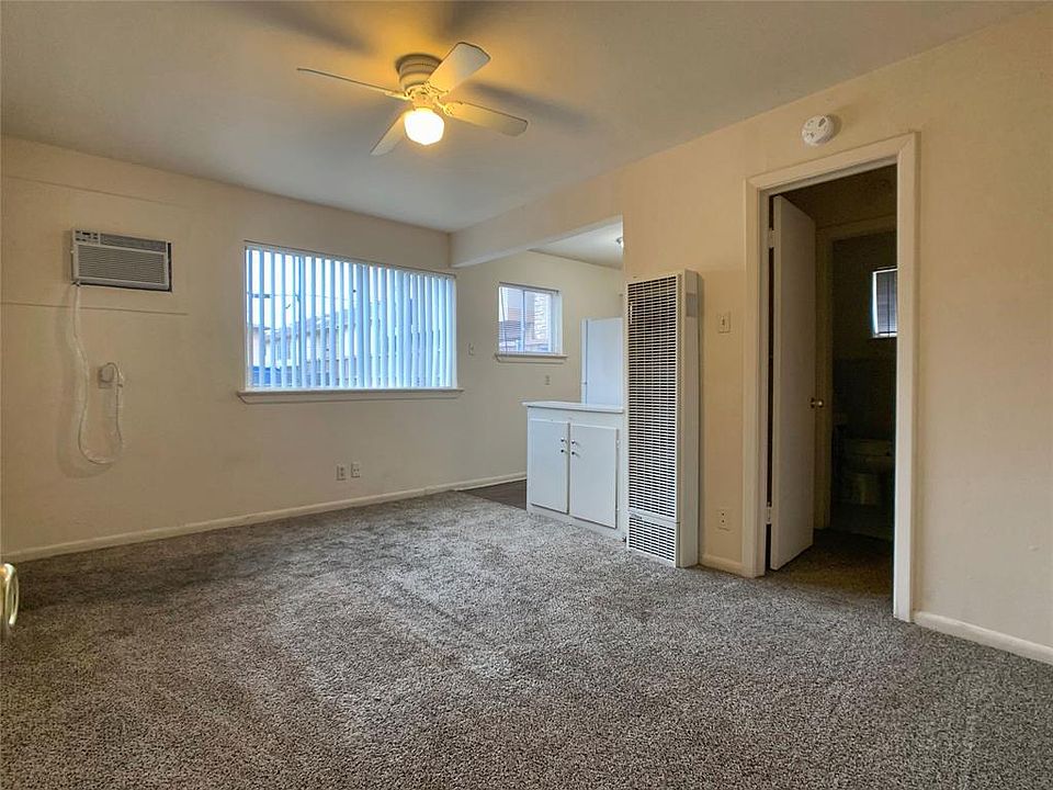2nd image of 3912 N Hall St APT 106