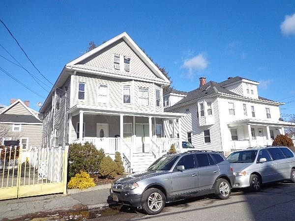 2nd image of 198 Bailey St