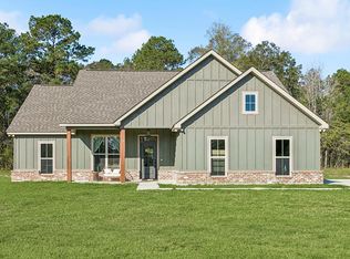 16 Dan Stewart Rd, Picayune, MS 39466