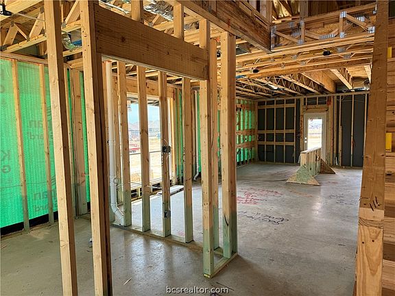3rd image of 5941 Eldora Dr