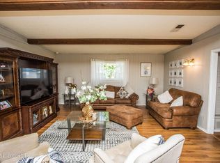 504 Avenue C, Olton, TX 79064