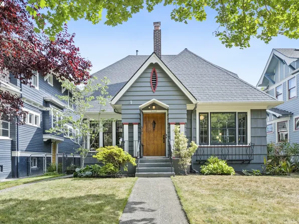 2266 SE Spruce Ave, Portland, OR 97214