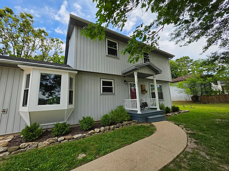 111 Shara Dr — Photo 1