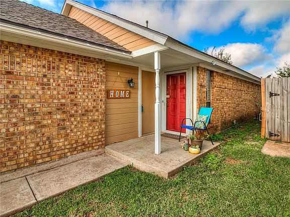 2nd image of 2311 Cedar Brook Dr