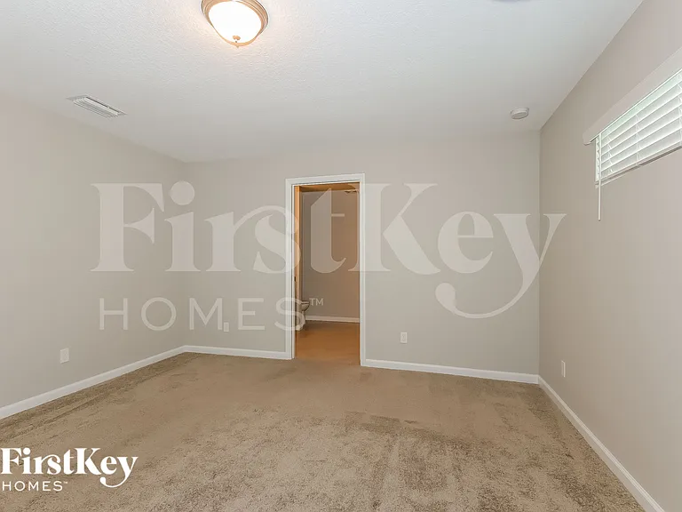 1939 SW Gold Ln — Photo 6