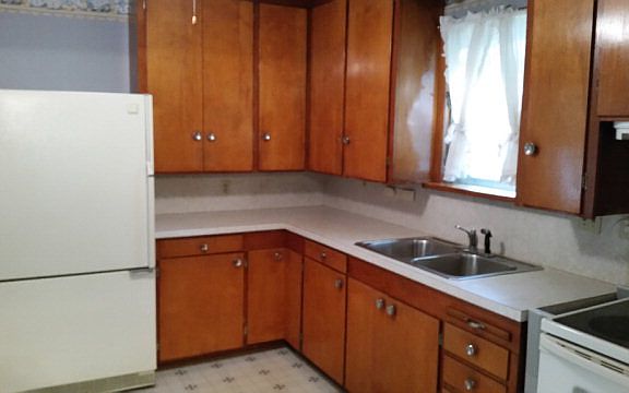 4th image of 919 S Heltman Ave