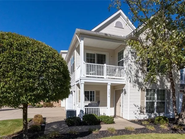 328 W Legend Ct #C, Highland Heights, OH 44143