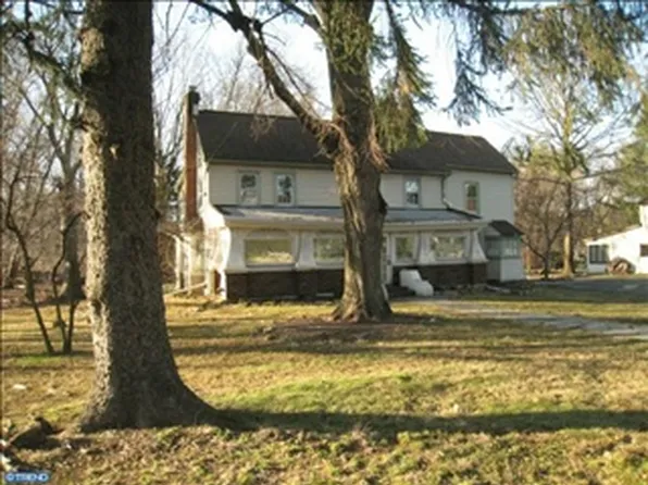 3110 Davisville Rd, Hatboro, PA 19040