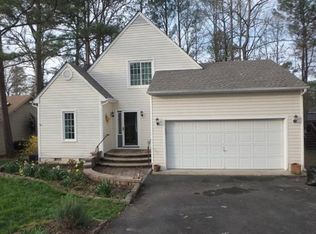 6204 Shelter Cove Cir, Midlothian, VA 23112