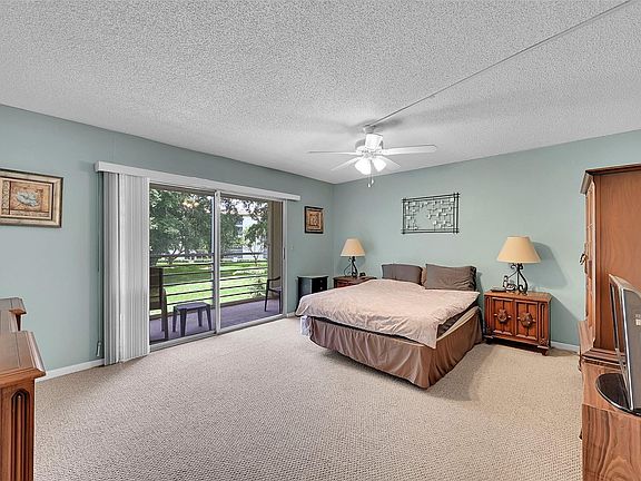 3rd image of 2404 Antigua Circle #H2