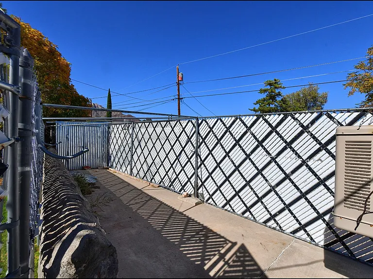 3433 Clearview Ln — Photo 34