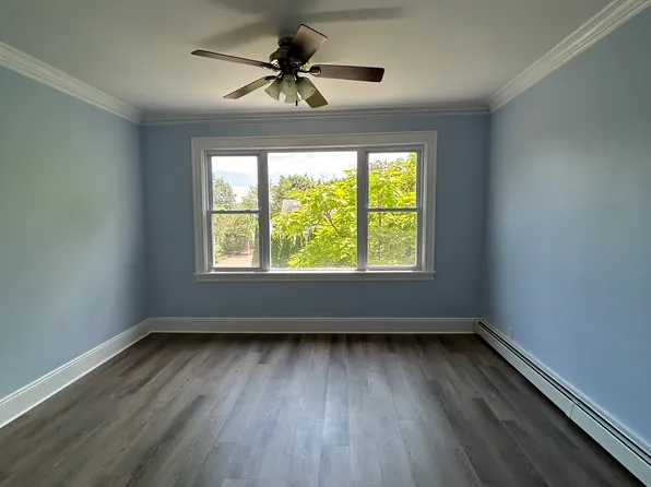 238 W 4th St Floor 2, Clifton, NJ 07011