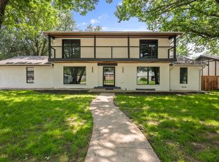 7212 Alpha Rd, Dallas, TX 75240