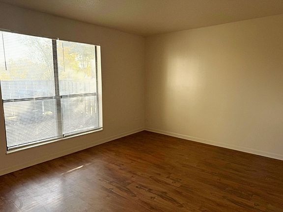 5th image of 505 Cross Creek Rd #505-A