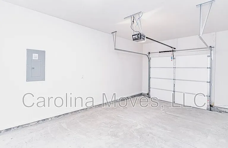 221 Stone Fruit Ct — Photo 16